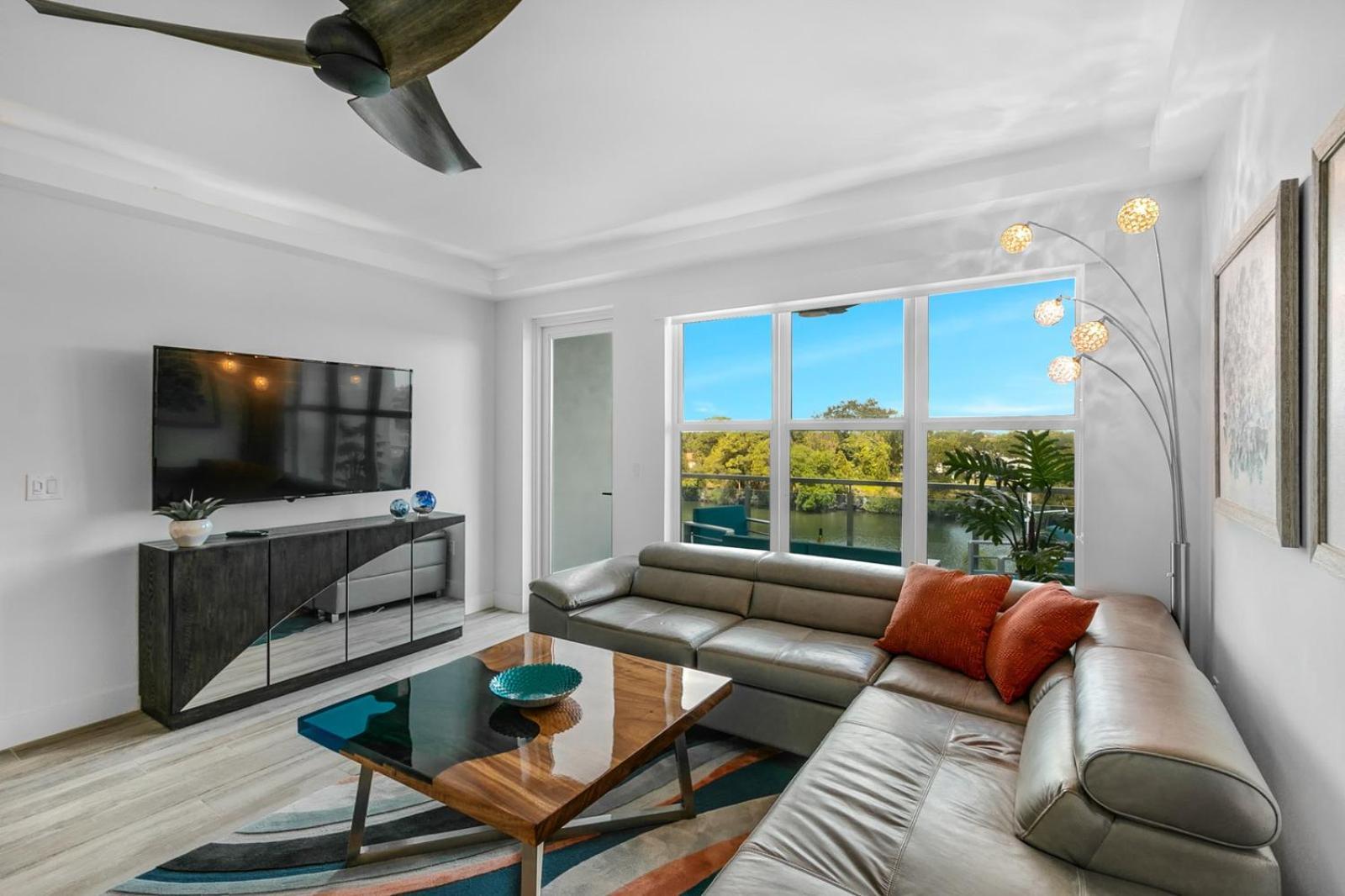 Dolphins Vacation Rental Merritt Island 部屋 写真
